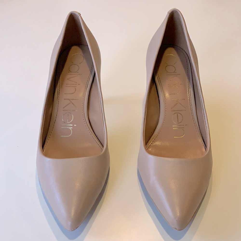 Calvin Klein Nude Heals